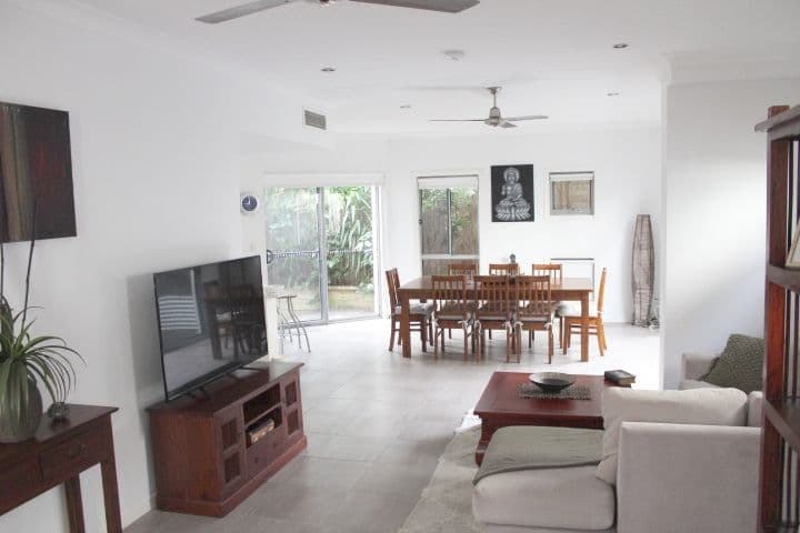 5-7 Ashbourne Terrace, Biggera Waters QLD 4216, Biggera Waters - Image 1