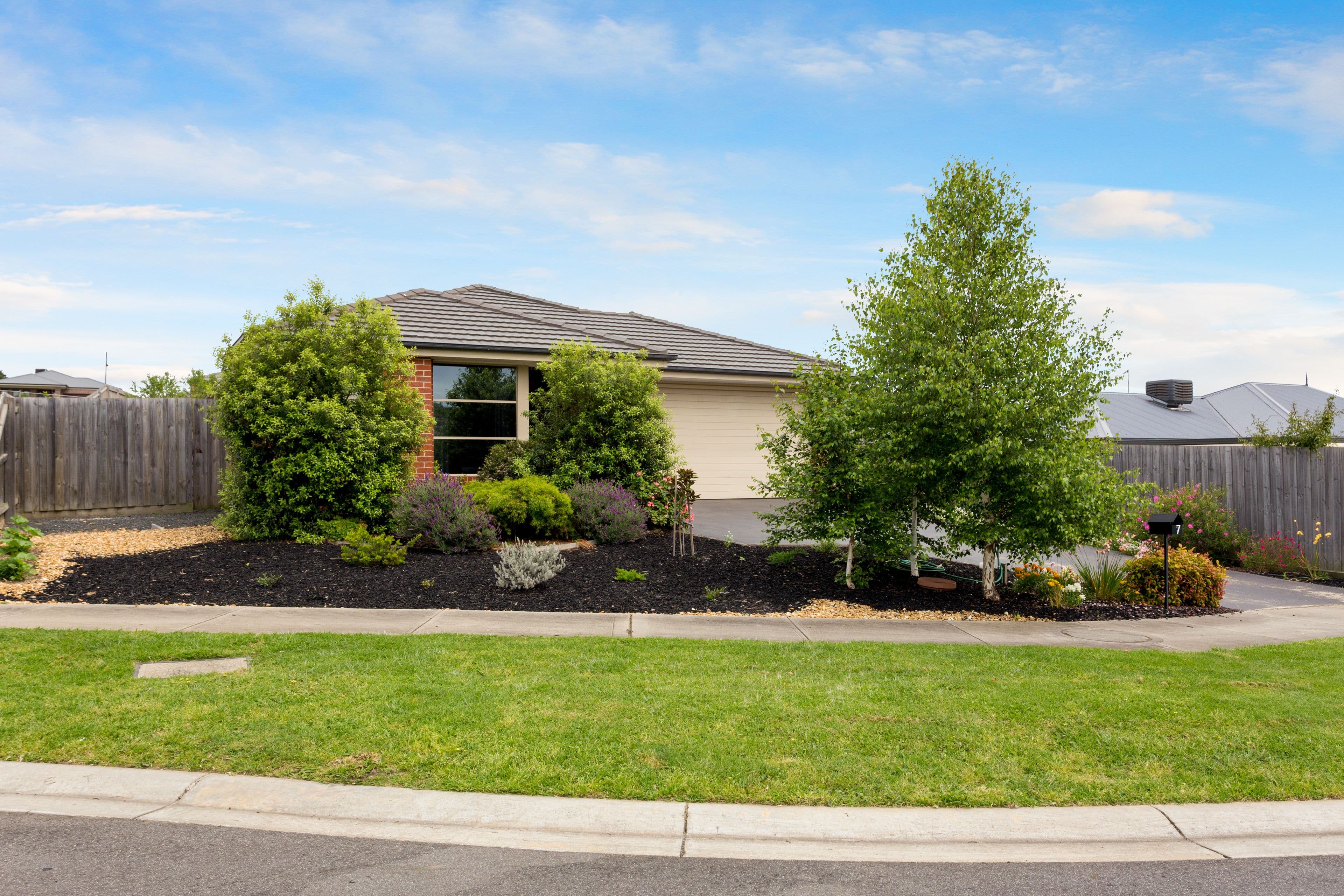 7 Bronte Court, Drouin VIC 3818, Drouin - Image 1