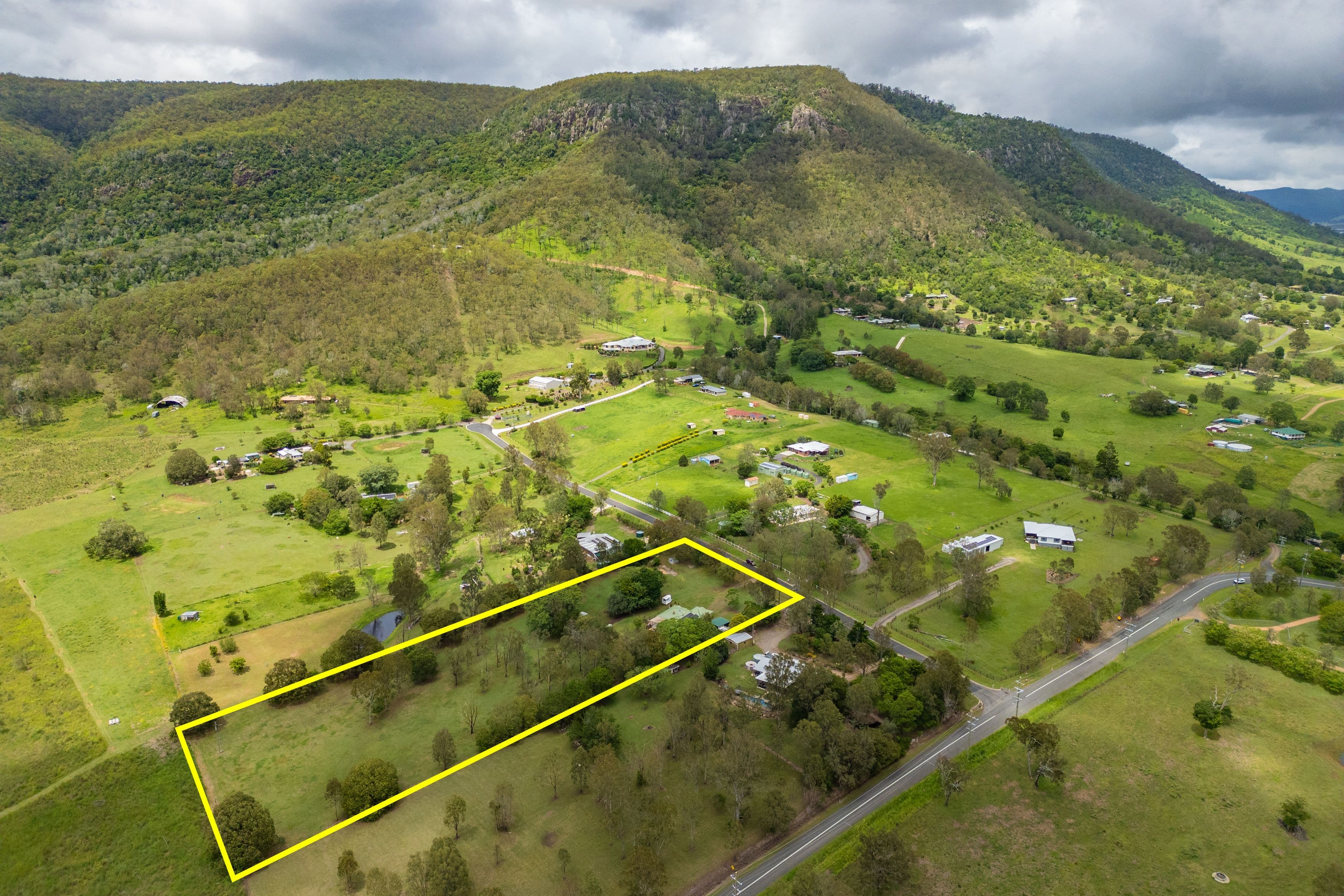 11 Glenmore Road, Mount Archer QLD 4514, Mount Archer - Image 1