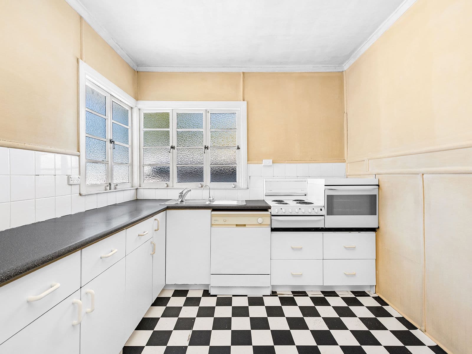 40 Walker Street, Corinda QLD 4075, Corinda - Thumbnail 2
