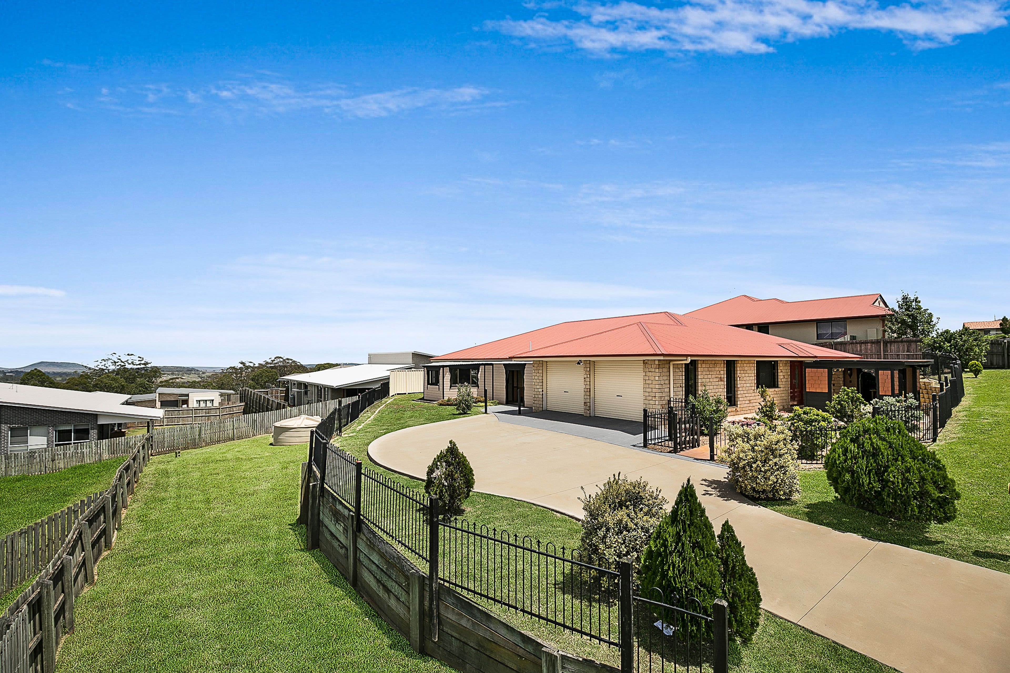 19 McShane Drive, Mount Kynoch QLD 4350, Mount Kynoch - Image 1