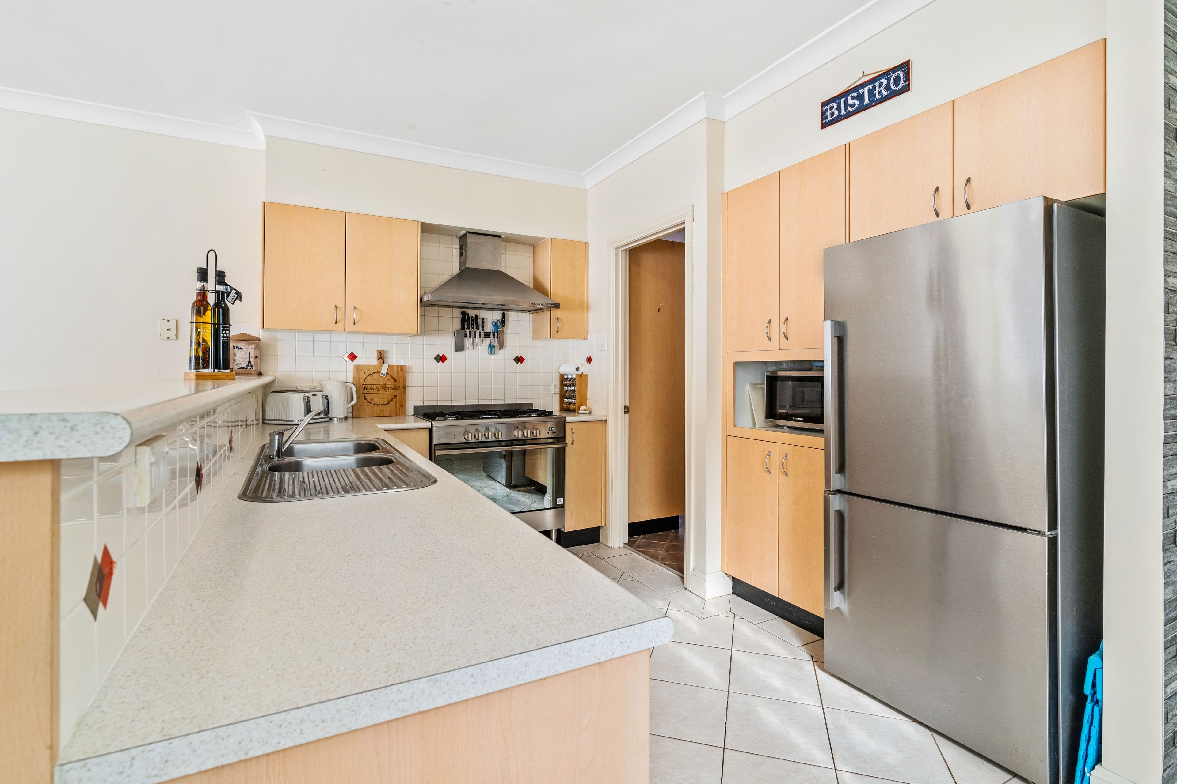 14 Lochview Crescent, Mount Annan NSW 2567, Mount Annan - Thumbnail 5