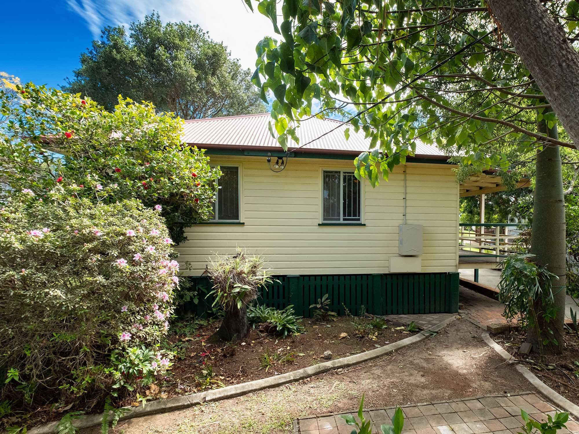 90 Canterbury Street, Mount Gravatt East QLD 4122, Mount Gravatt East - Image 1