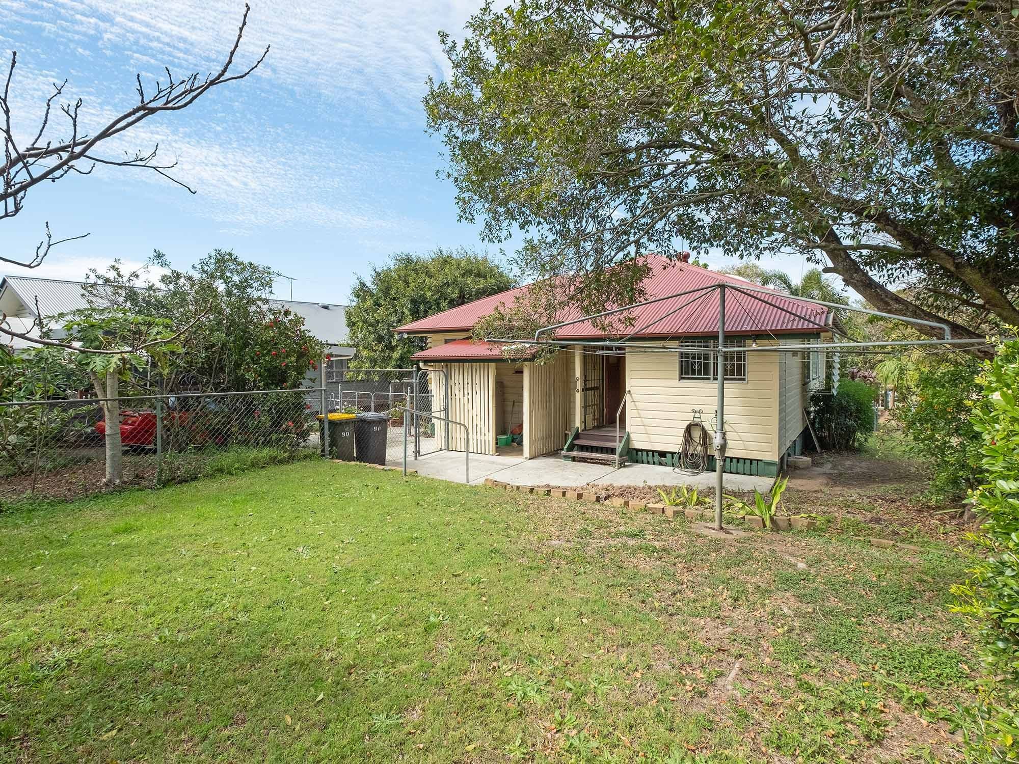 90 Canterbury Street, Mount Gravatt East QLD 4122, Mount Gravatt East - Thumbnail 2
