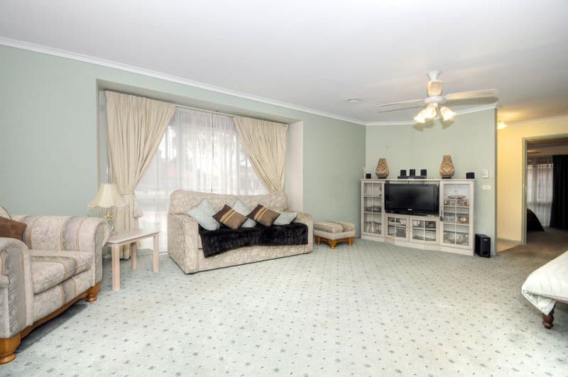 64 Branagan Drive, ASPENDALE GARDENS VIC 3195, Aspendale Gardens - Thumbnail 2