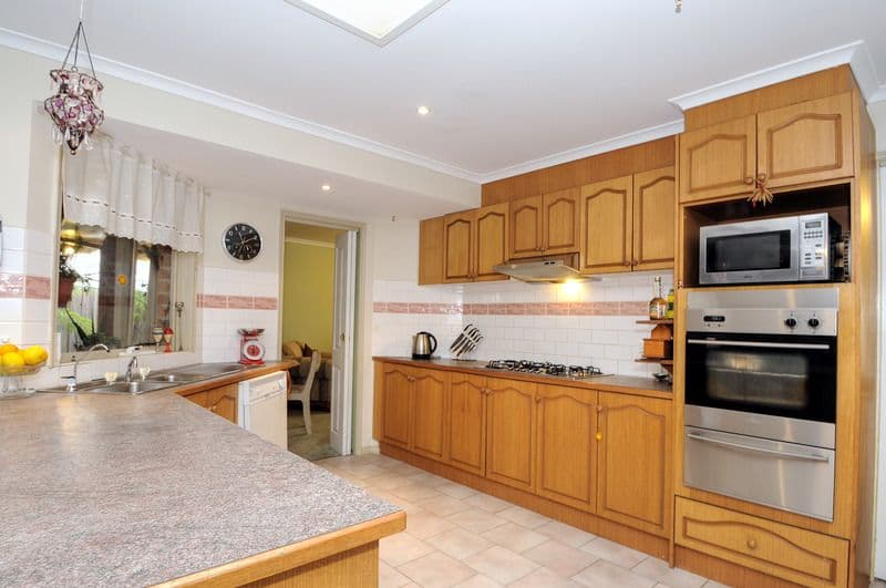 64 Branagan Drive, ASPENDALE GARDENS VIC 3195, Aspendale Gardens - Thumbnail 3