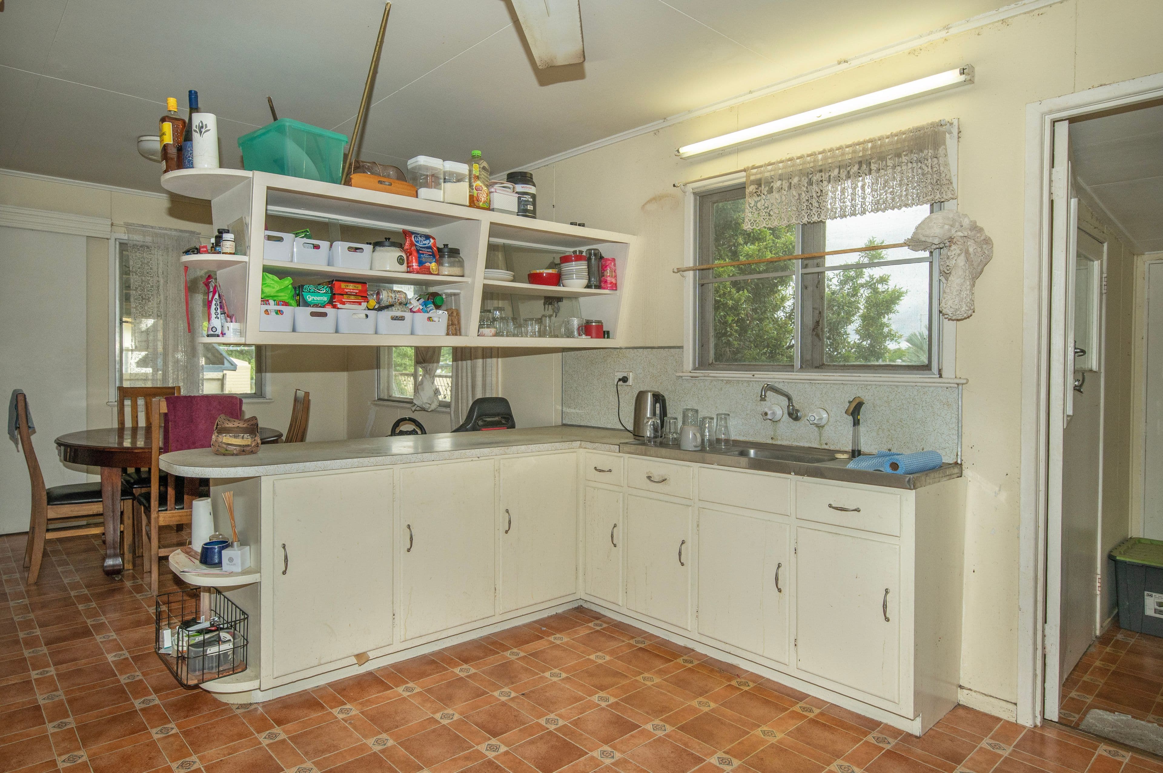 123 Kroombit Street, Biloela QLD 4715, Biloela - Thumbnail 4