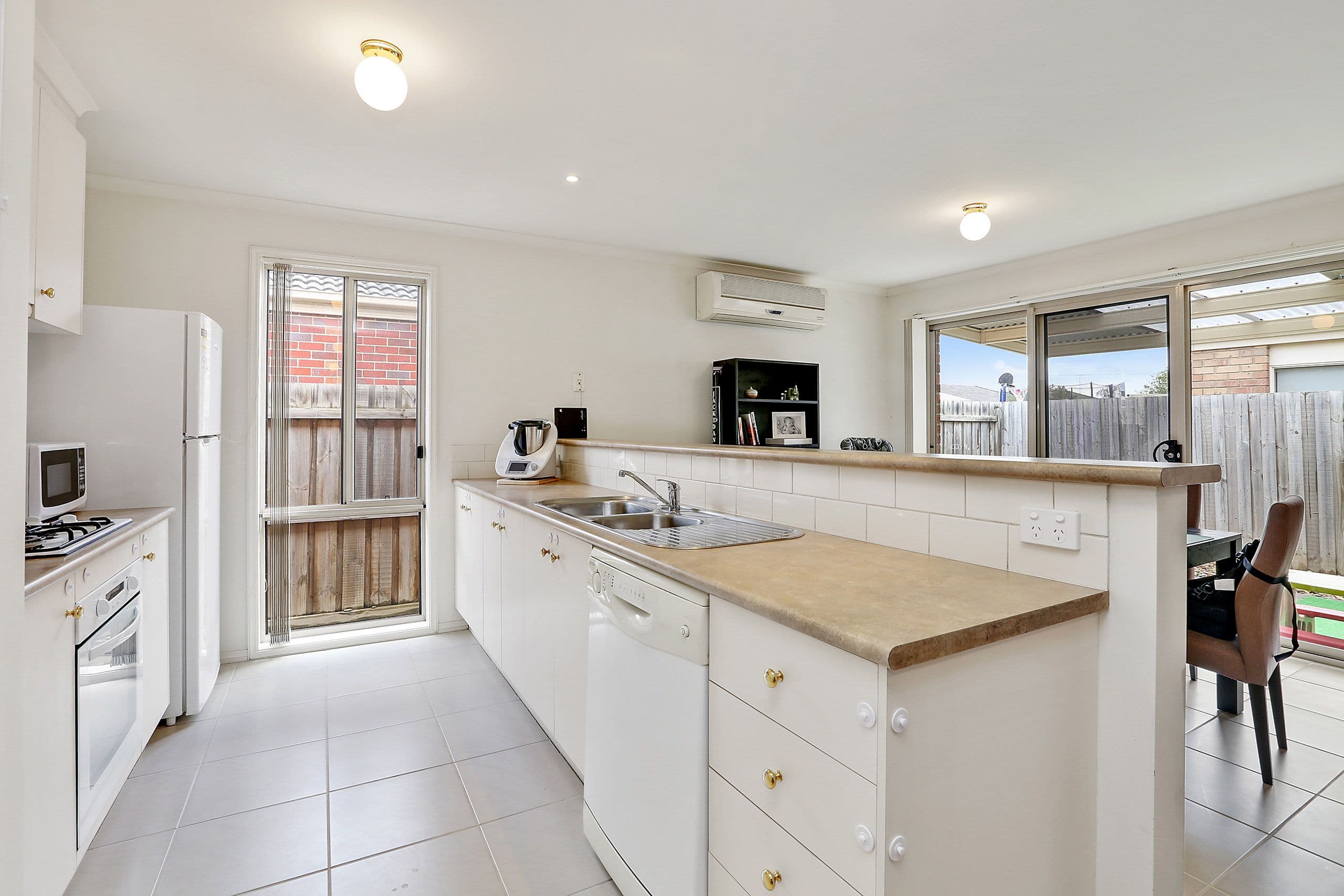 12 Hyndford Court, Grovedale VIC 3216, Grovedale - Thumbnail 5