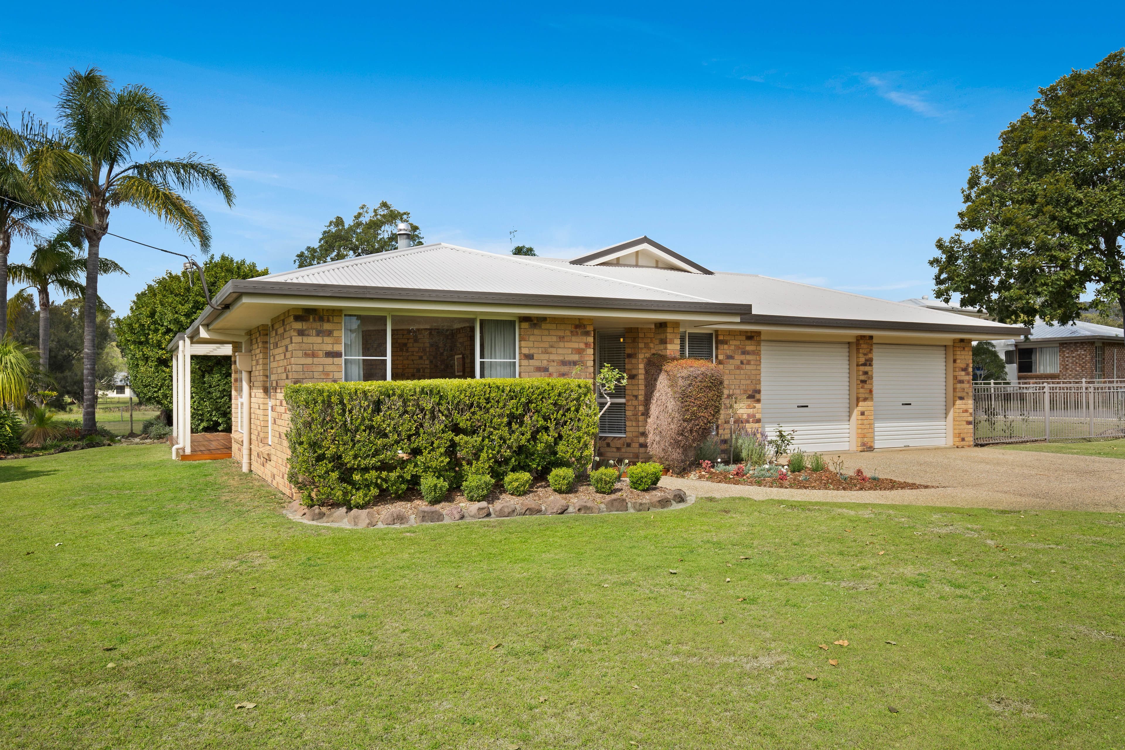 21 Rutherford Road, Withcott QLD 4352, Withcott - Image 1