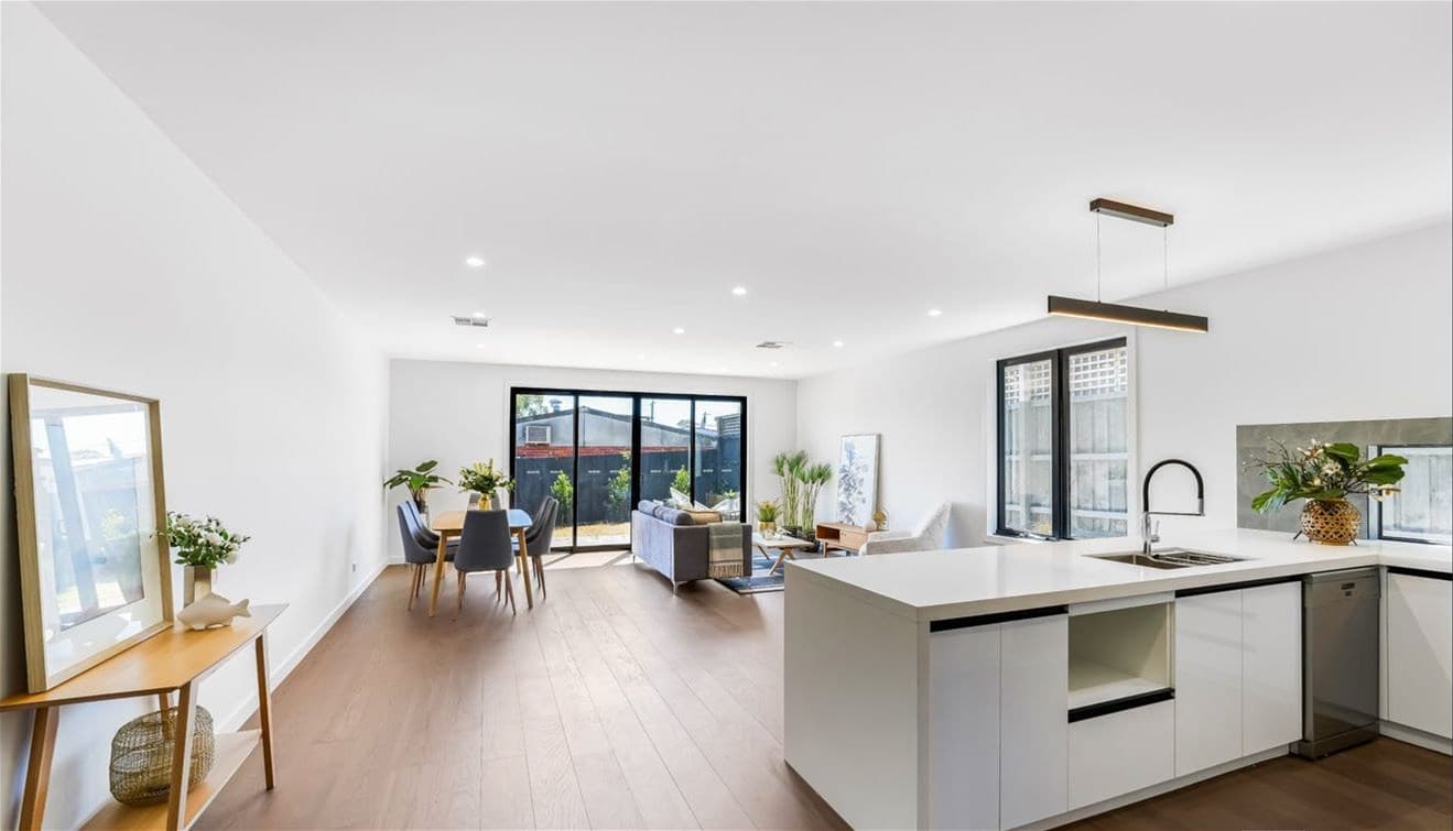BENTLEIGH EAST, VIC, Bentleigh East - Thumbnail 2
