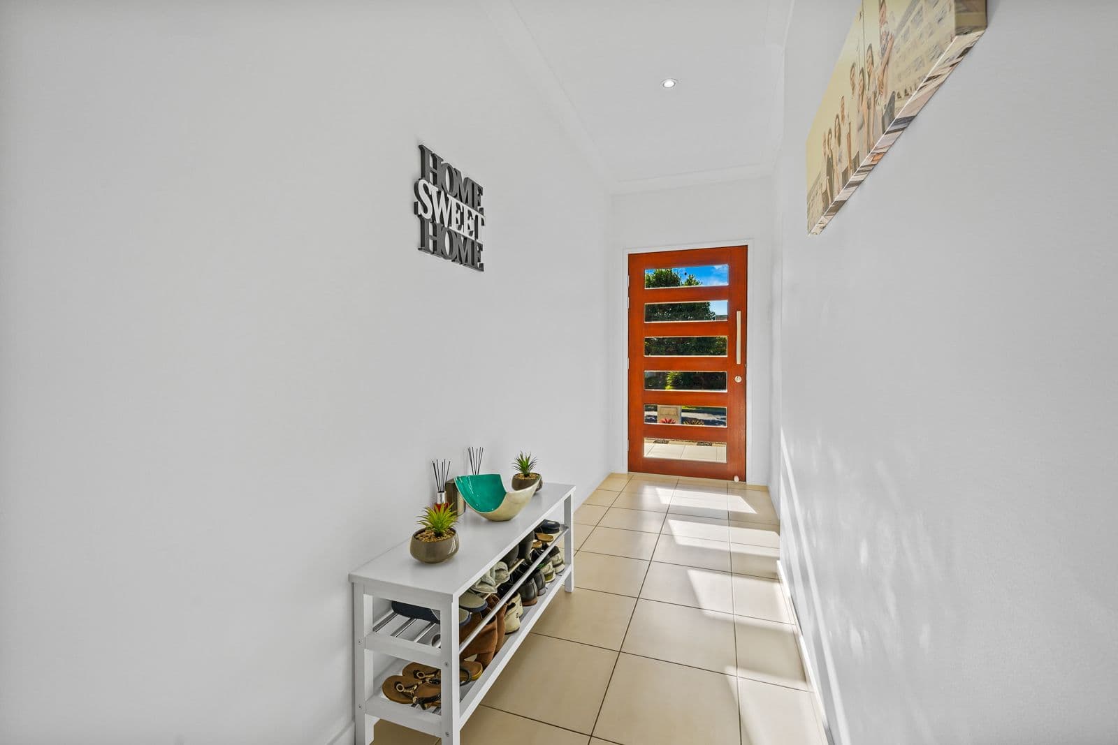 38 Honeyeater Crescent, Dakabin QLD 4503, Dakabin - Thumbnail 2