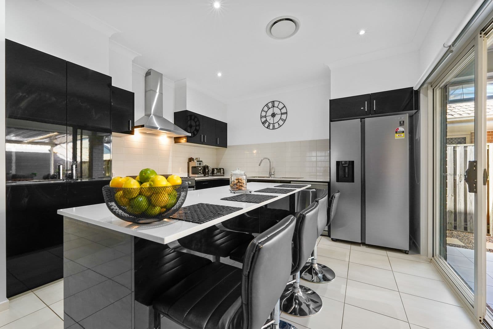 38 Honeyeater Crescent, Dakabin QLD 4503, Dakabin - Thumbnail 4