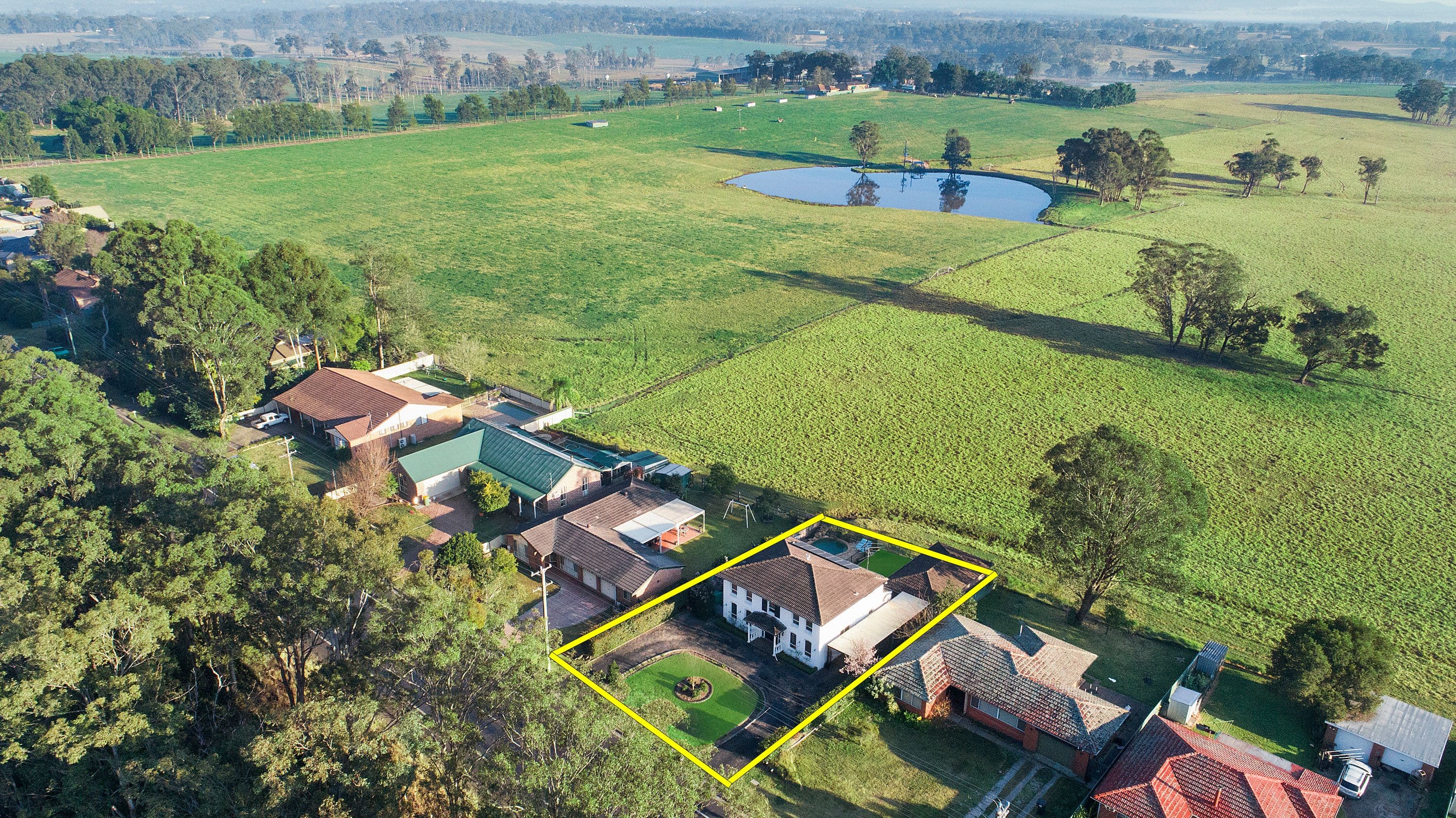 385 Terrace Road, North Richmond - Thumbnail 2