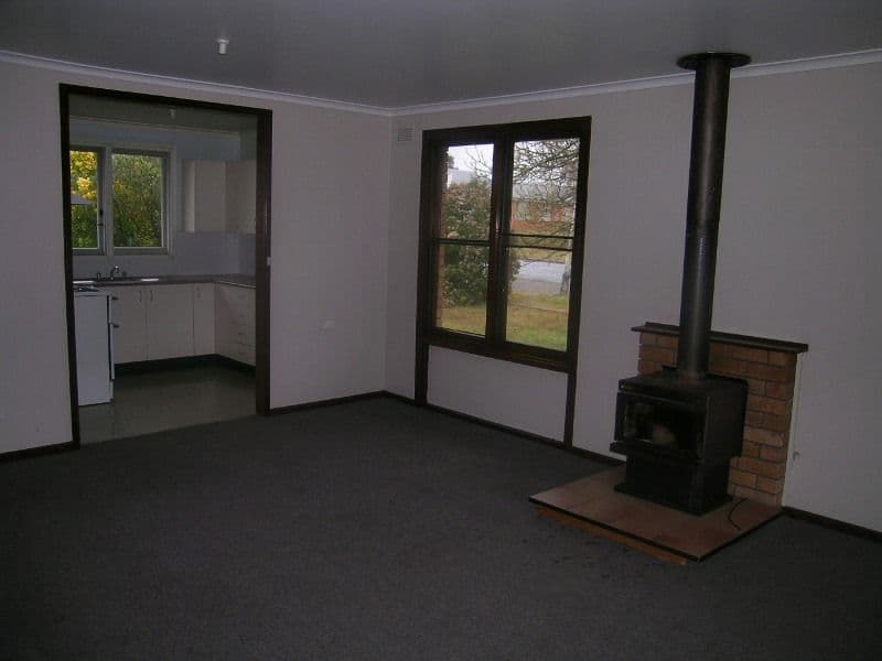 85 North Street, OBERON NSW 2787, Oberon - Thumbnail 3