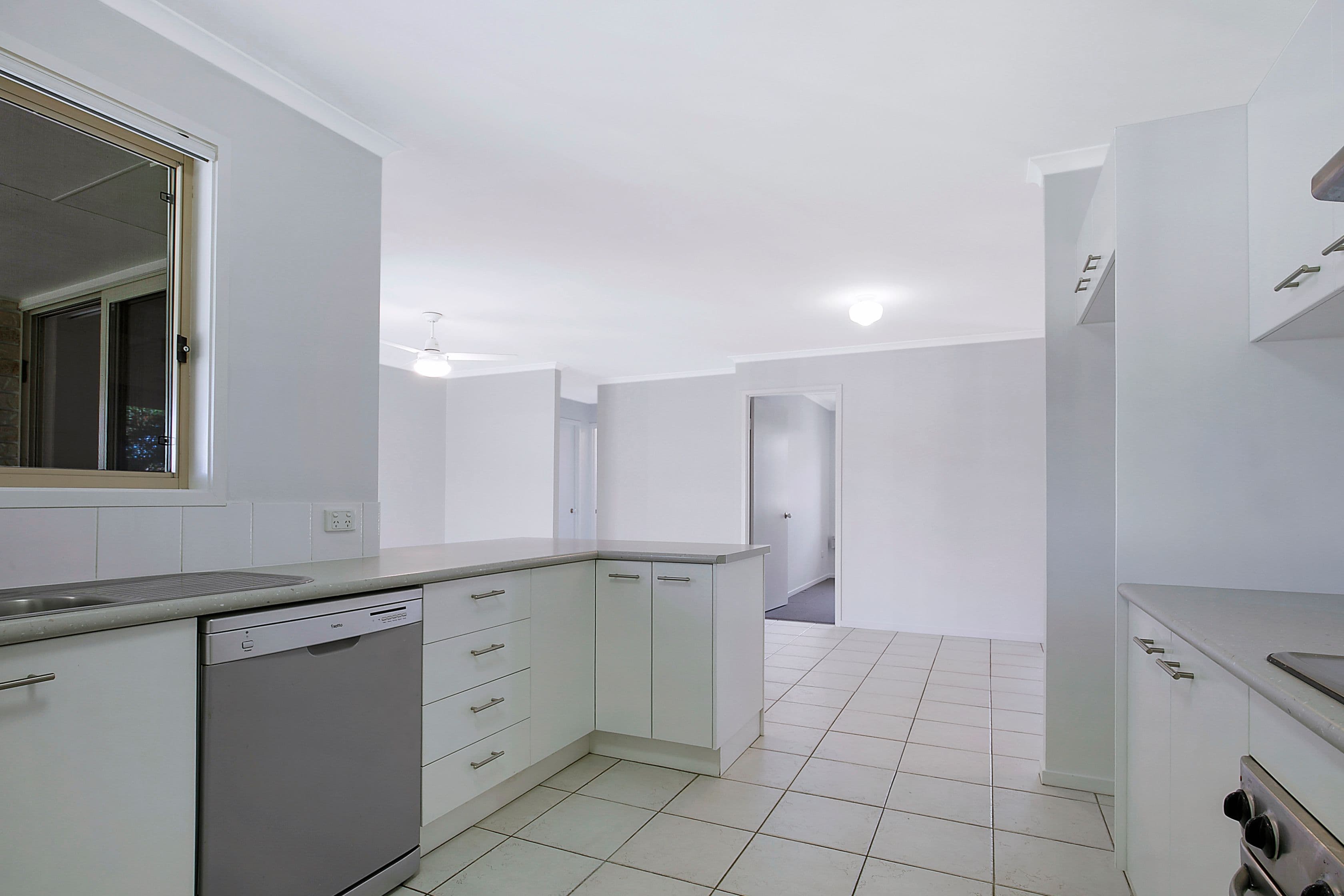 20 Spring Road, Kallangur QLD 4503, Kallangur - Thumbnail 5