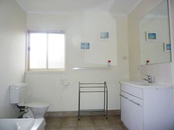 74A Tamarisk Drive, FRANKSTON NORTH VIC 3200, Frankston North - Thumbnail 3