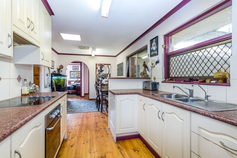 8 Sherwood Crescent, PARALOWIE SA 5108, Paralowie - Thumbnail 4