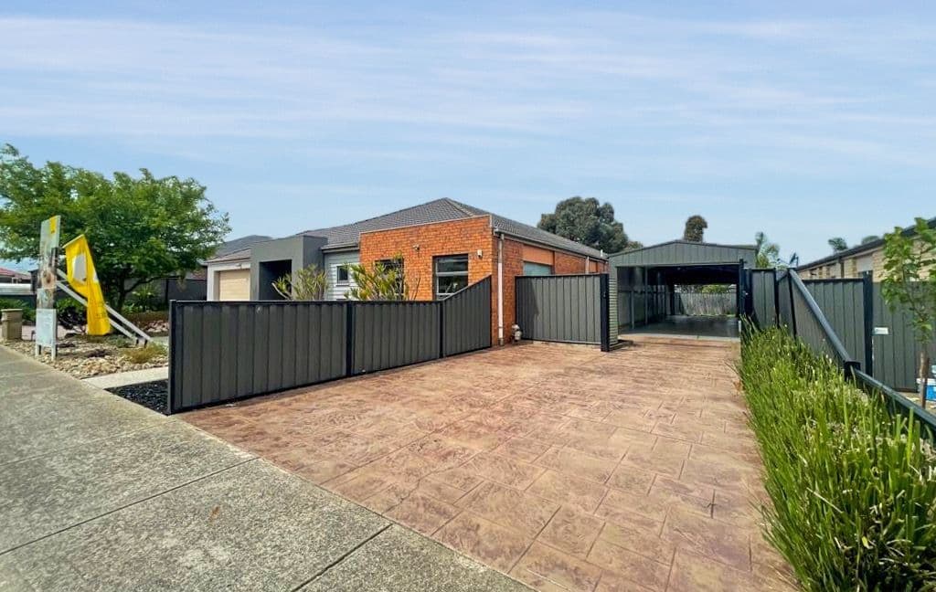 6 Atlas Street, Roxburgh Park VIC 3064, Roxburgh Park - Image 1