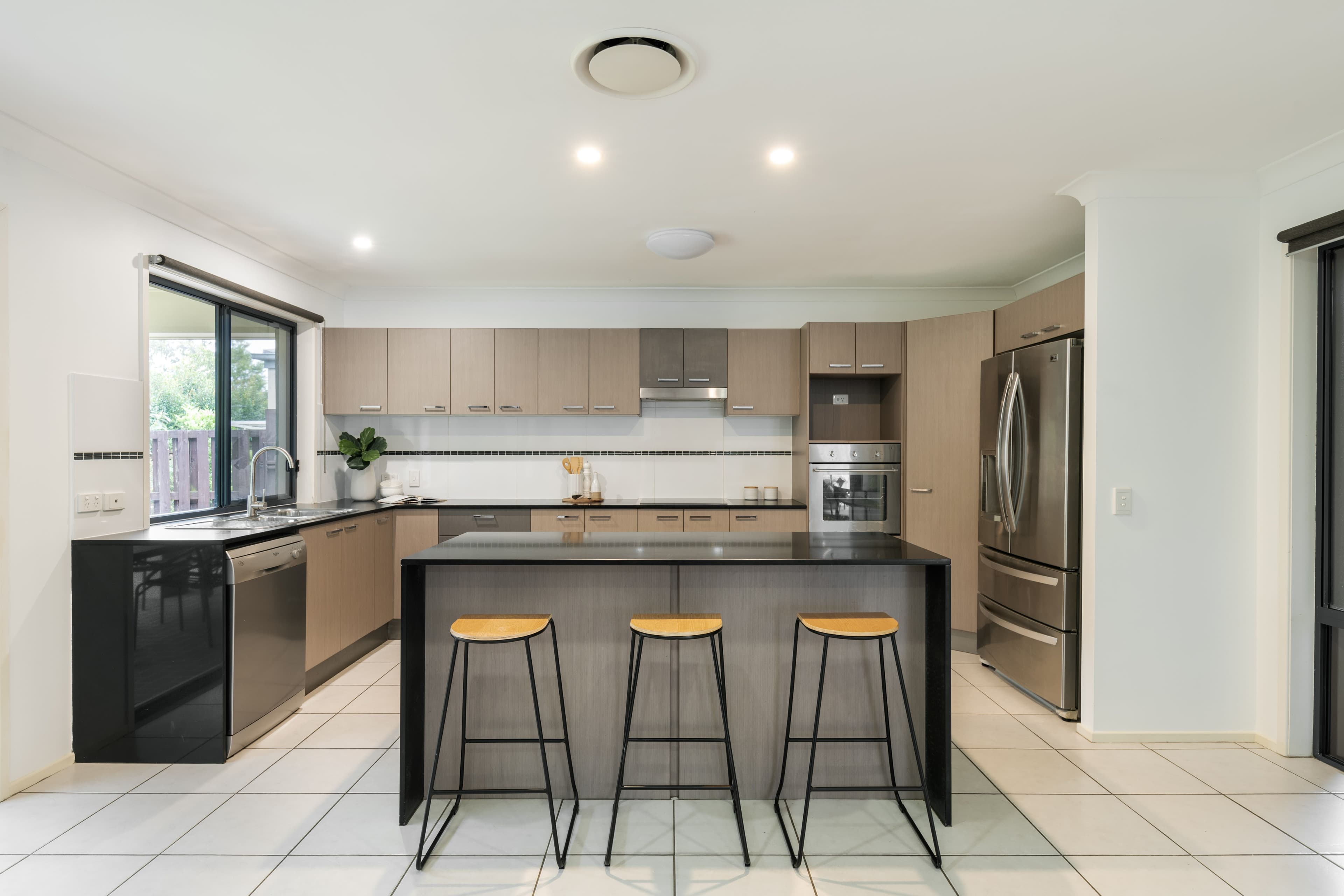 3 Churchill Circuit, Banyo QLD 4014, Banyo - Thumbnail 7