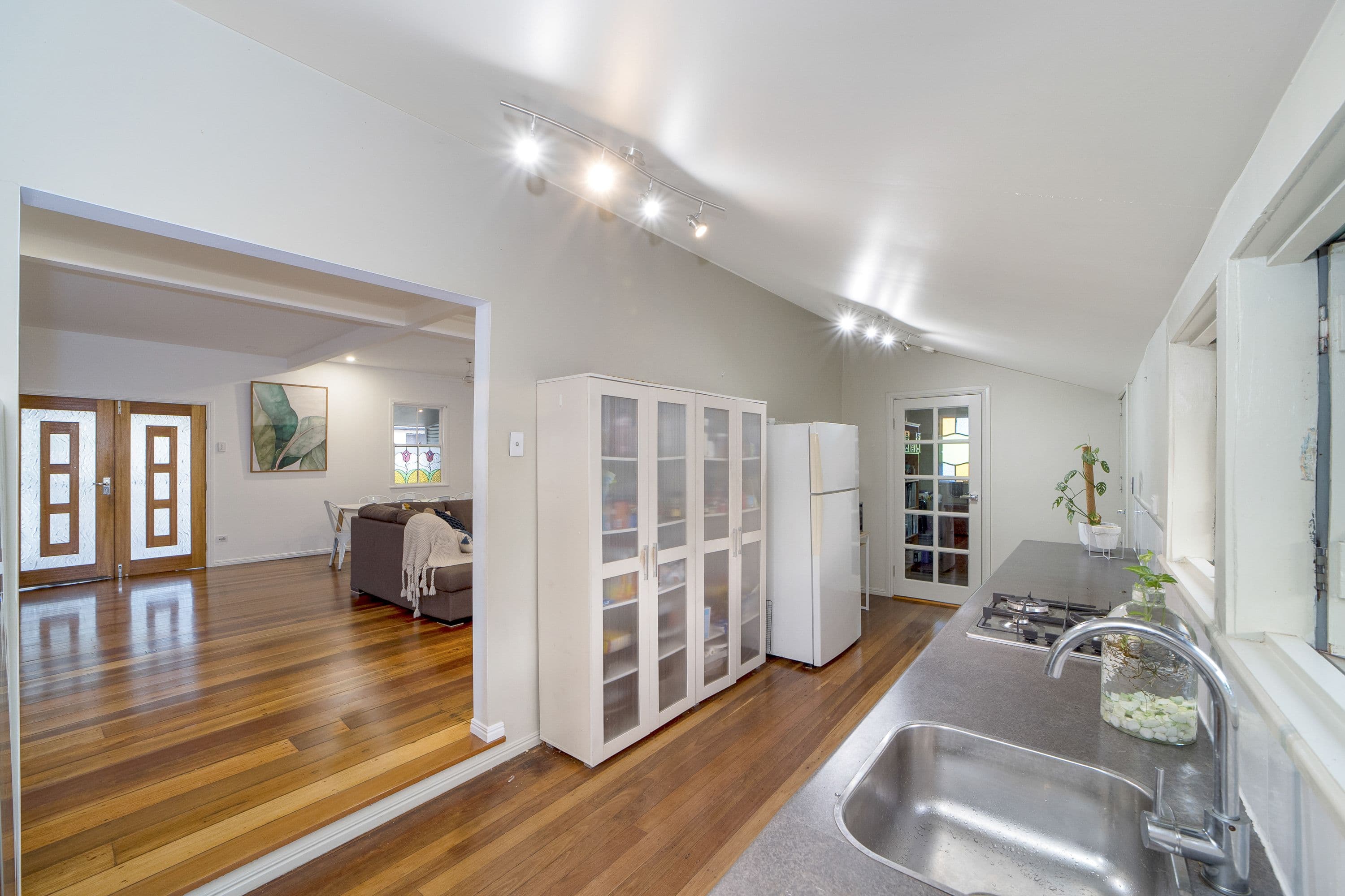 14 Granville Street, Pimlico QLD 4812, Pimlico - Thumbnail 2