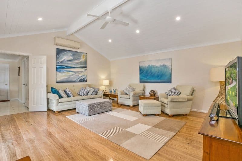 24 Broadmoor Street, Kenmore Hills QLD 4069, Kenmore Hills - Thumbnail 4