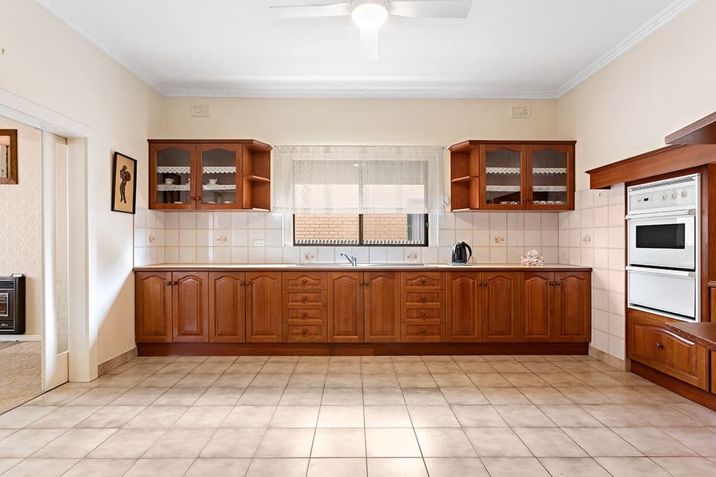 8 Hartley Road, Flinders Park SA 5025, Flinders Park - Thumbnail 4