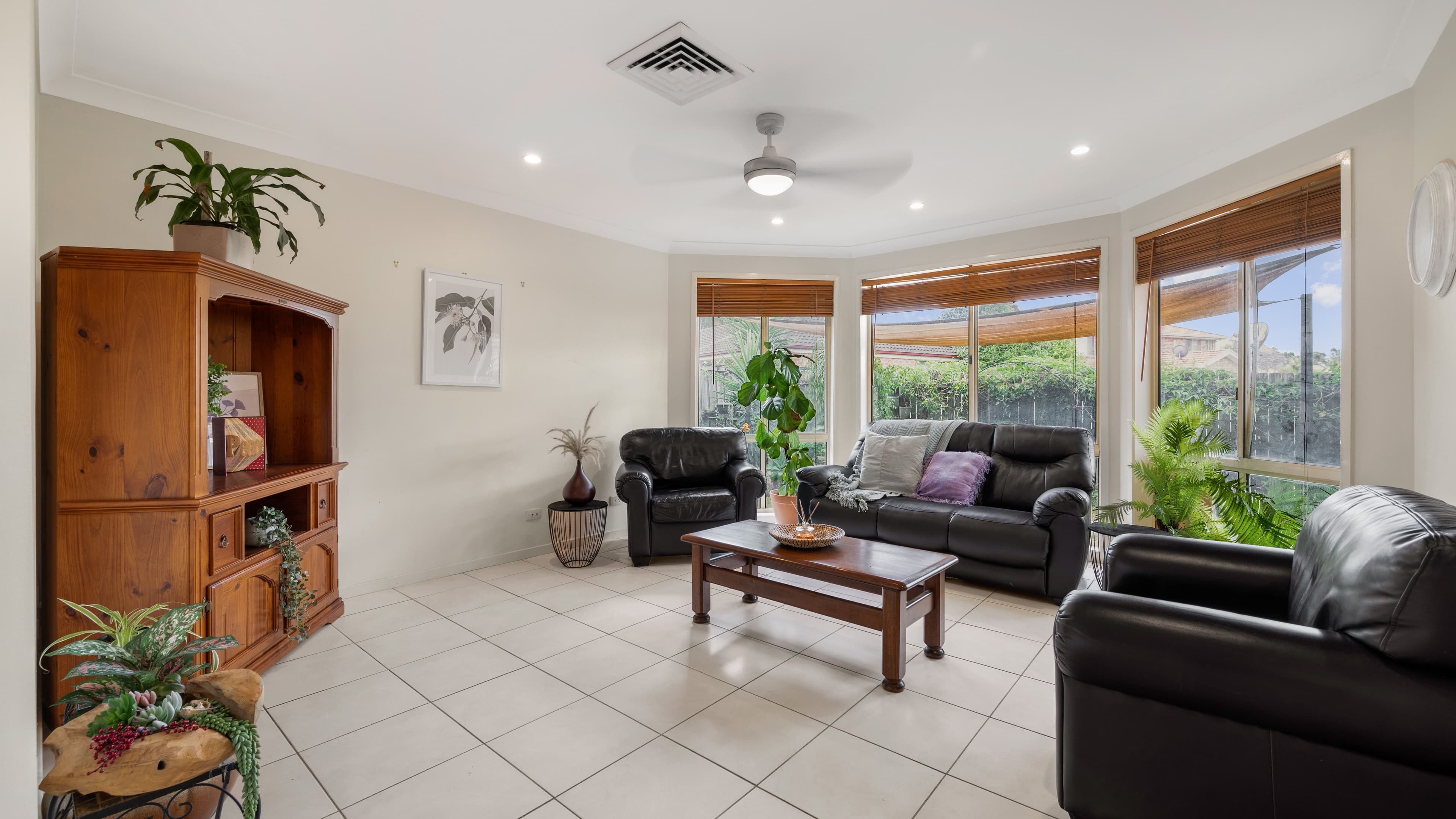11 Dillwynia Drive, Glenmore Park NSW 2745, Glenmore Park - Thumbnail 2