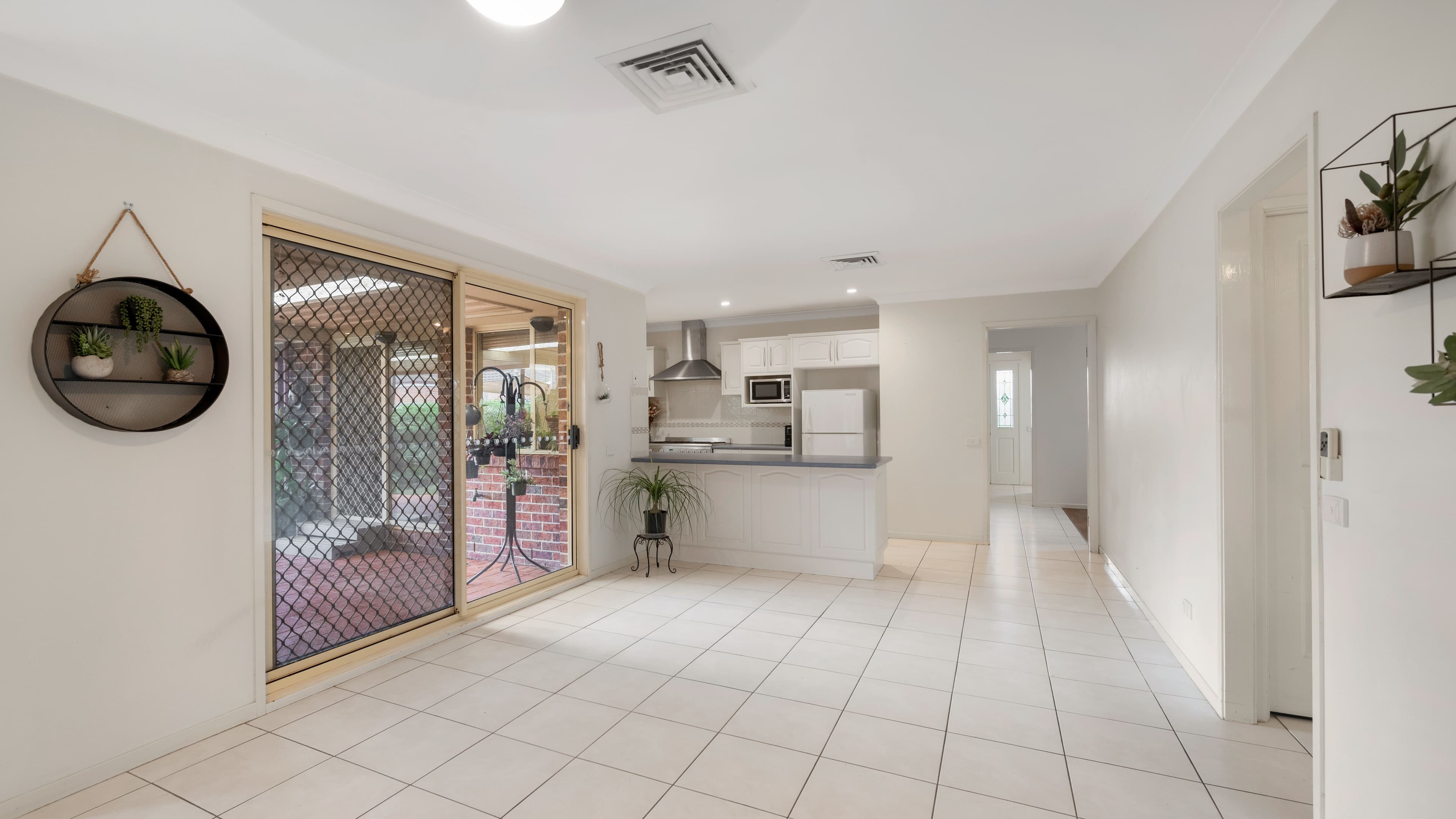 11 Dillwynia Drive, Glenmore Park NSW 2745, Glenmore Park - Thumbnail 6