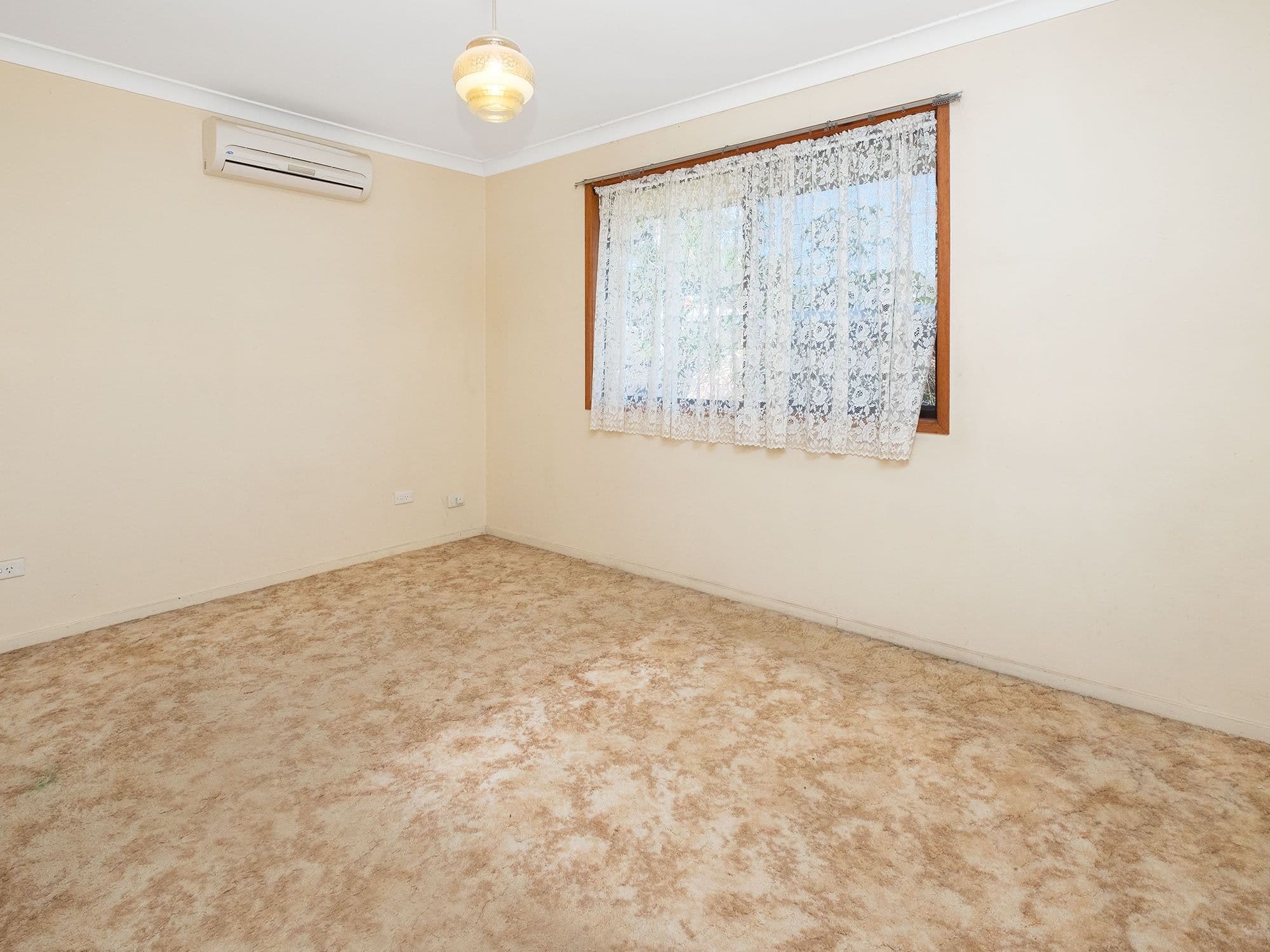806 Cavendish Road, Holland Park QLD 4121, Holland Park - Thumbnail 5