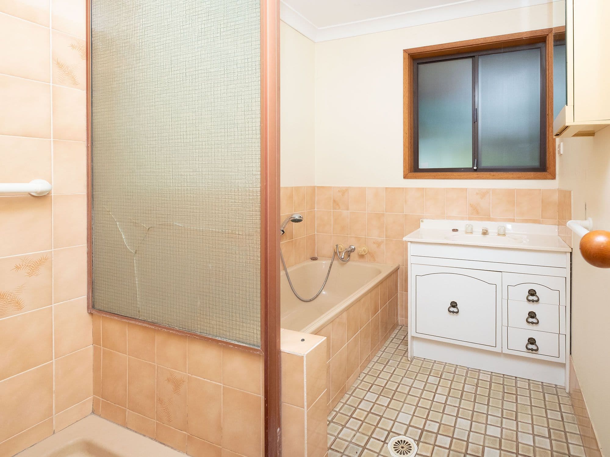 806 Cavendish Road, Holland Park QLD 4121, Holland Park - Thumbnail 6