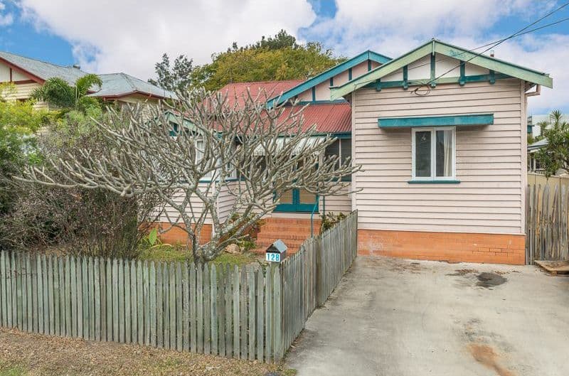 128 King Arthur Terrace, TENNYSON QLD 4105, Tennyson - Thumbnail 6