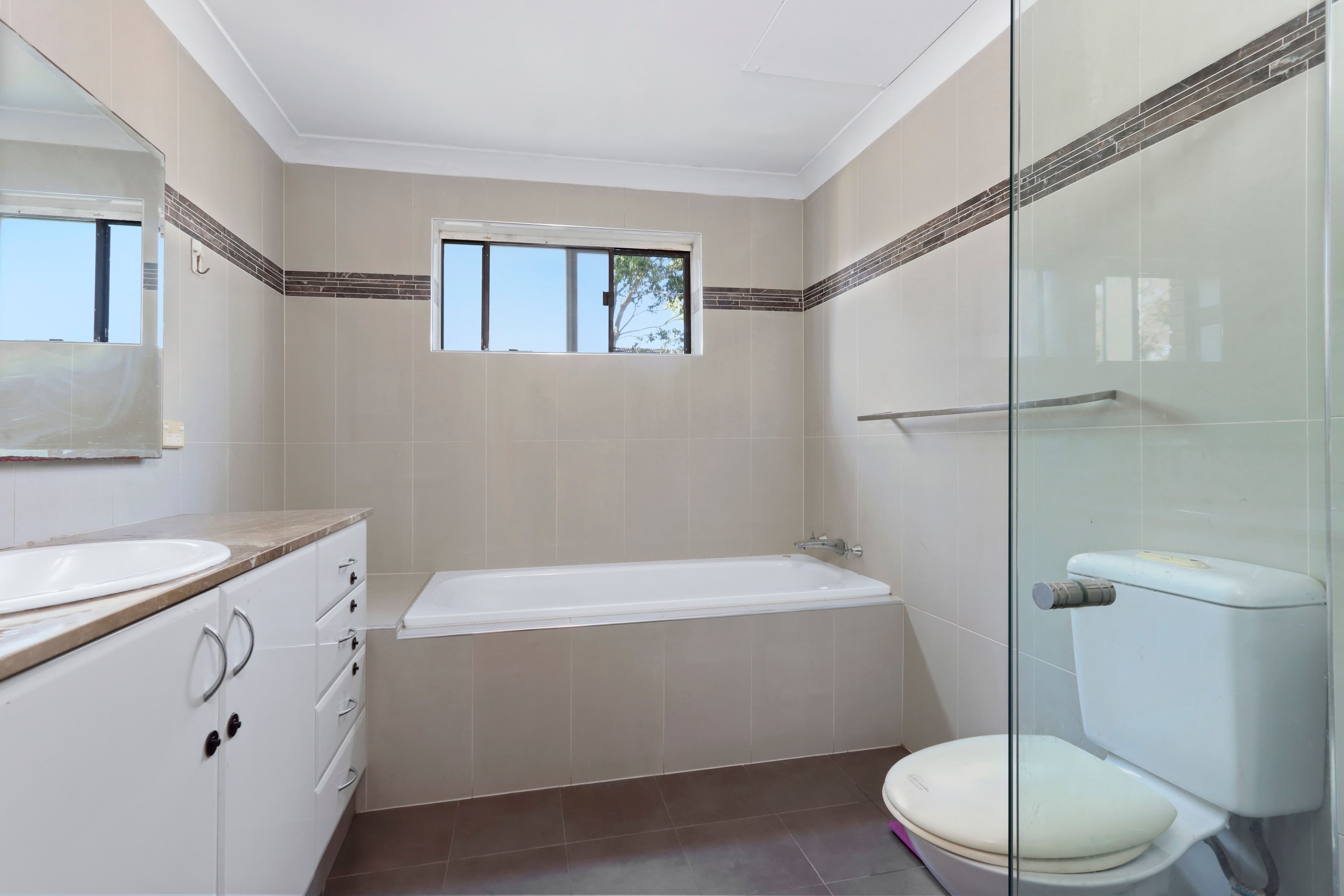 1 Shaftesbury Street, Carlton NSW 2218, Carlton - Thumbnail 4