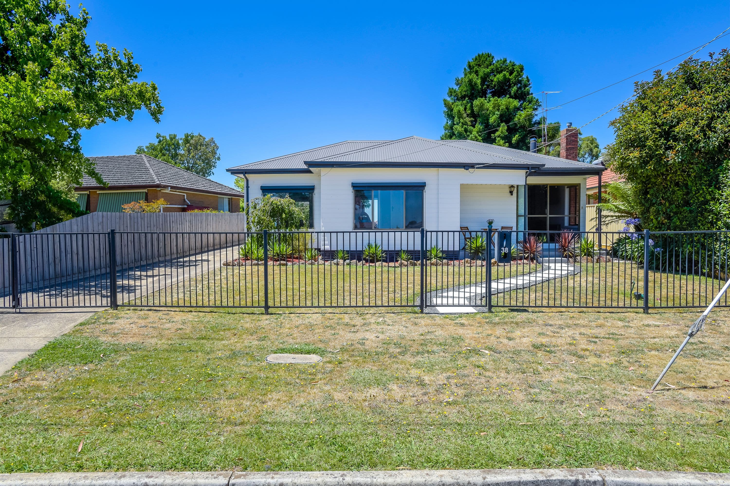 38 Barton Street, Kyneton VIC 3444, Kyneton - Image 1
