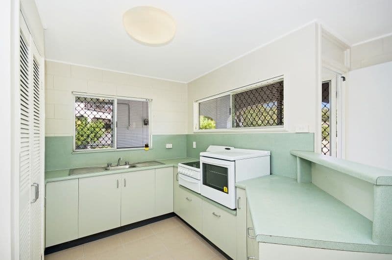 10 Chauncy Crescent, DOUGLAS QLD 4814, Douglas - Thumbnail 3