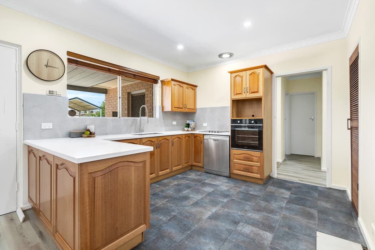 15 Graham Avenue, Holden Hill SA 5088, Holden Hill - Thumbnail 7