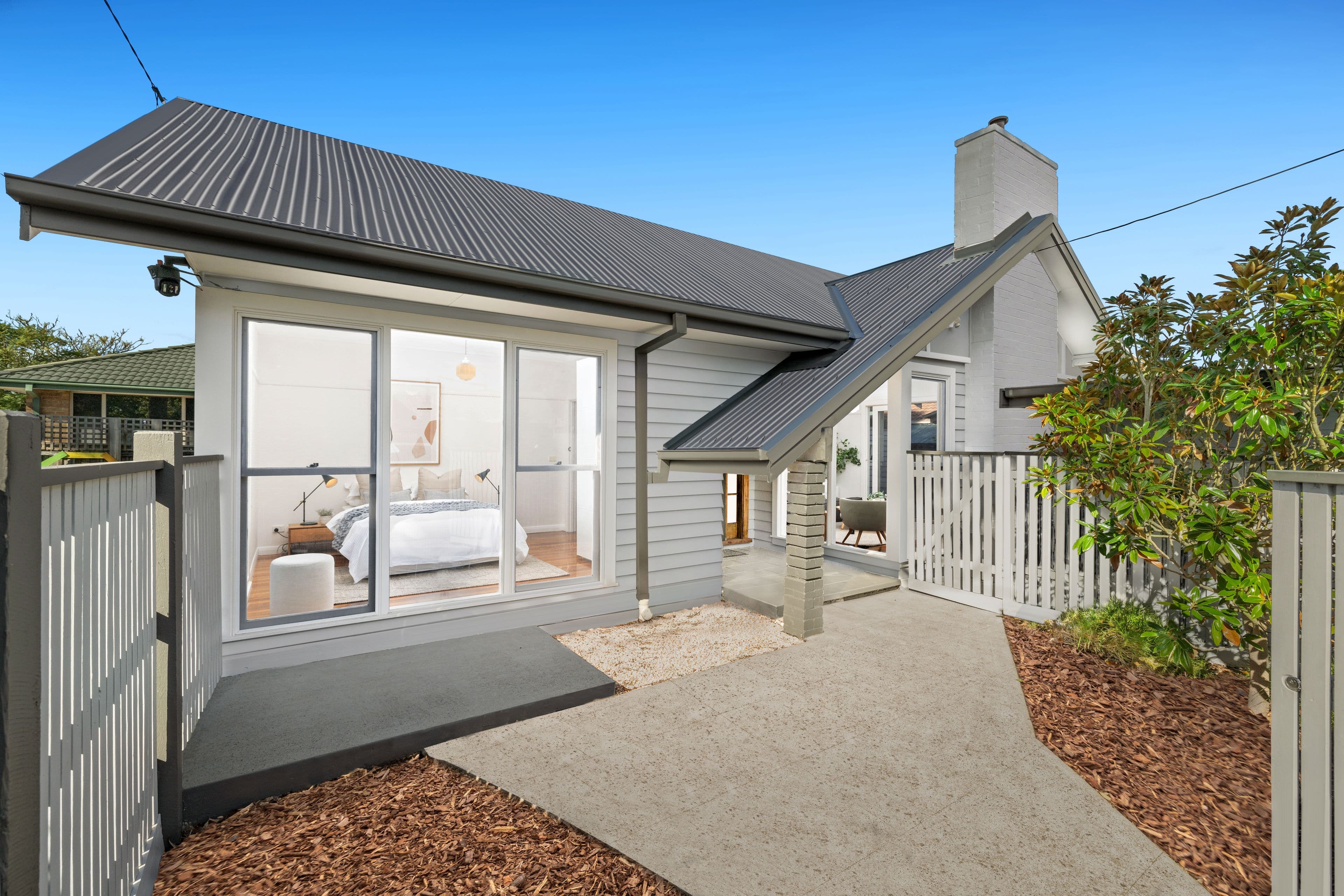 37 Seaford Road, Seaford VIC 3198, Seaford - Thumbnail 2