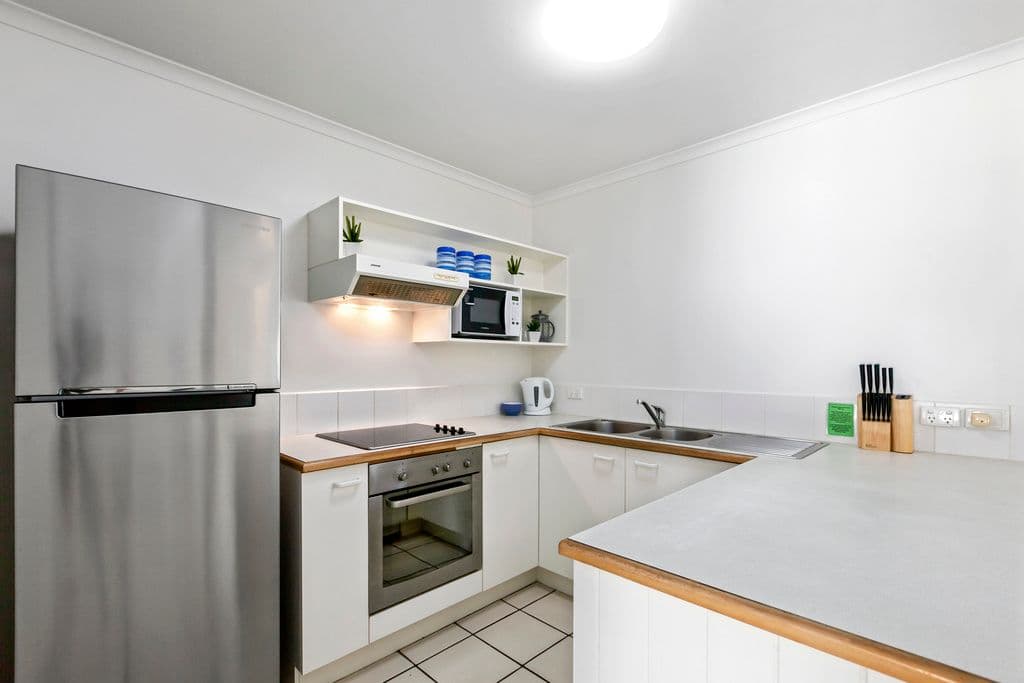12 Robert Street, Noosaville QLD 4566, Noosaville - Thumbnail 3