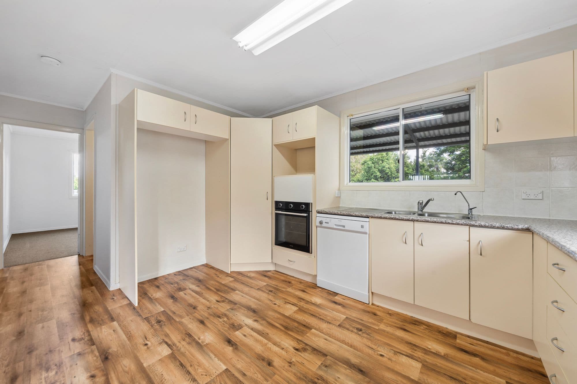 17 Union Street, Deception Bay QLD 4508, Deception Bay - Thumbnail 8