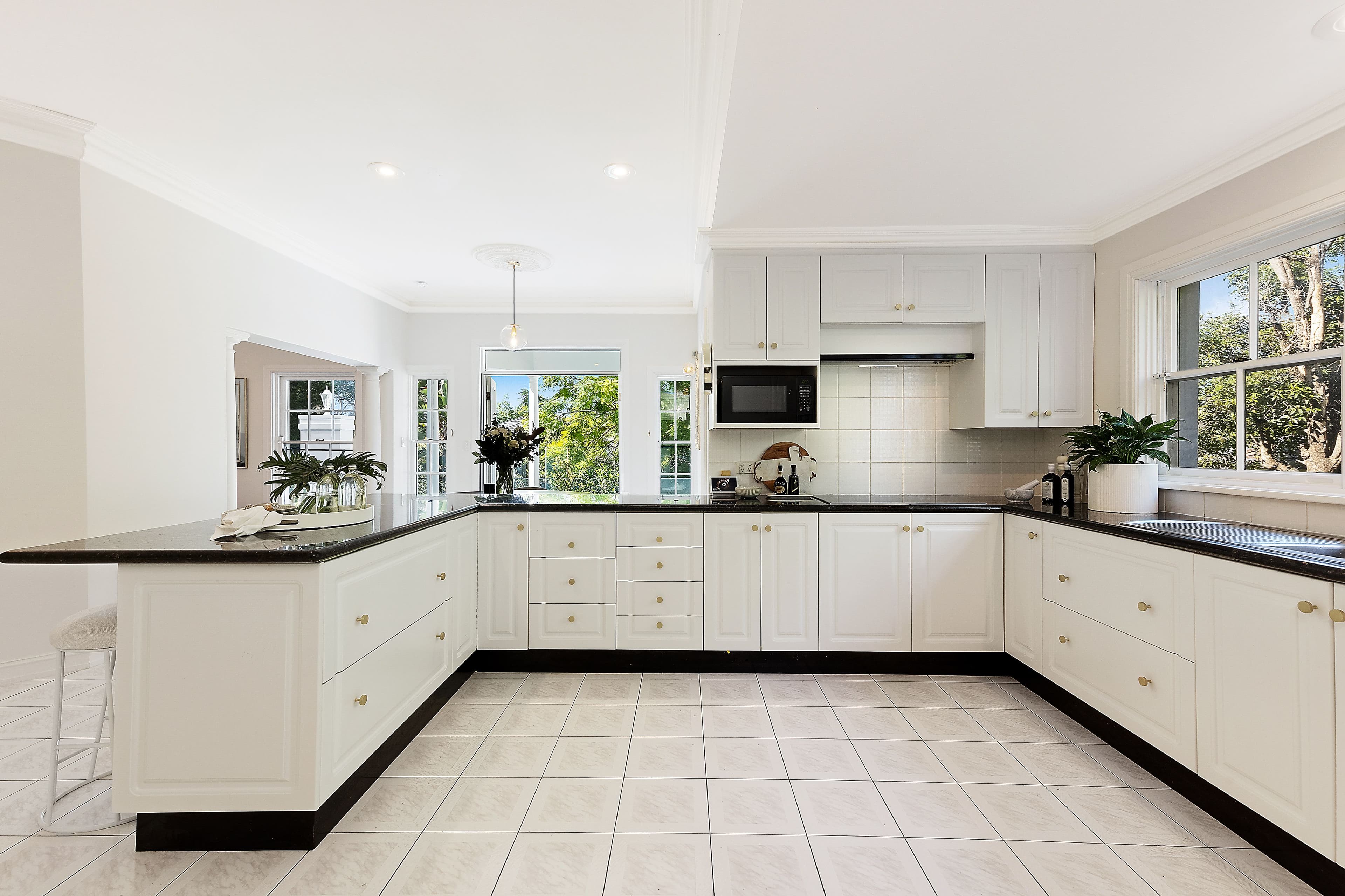 27 Warrawee Avenue, Warrawee NSW 2074, Warrawee - Thumbnail 5