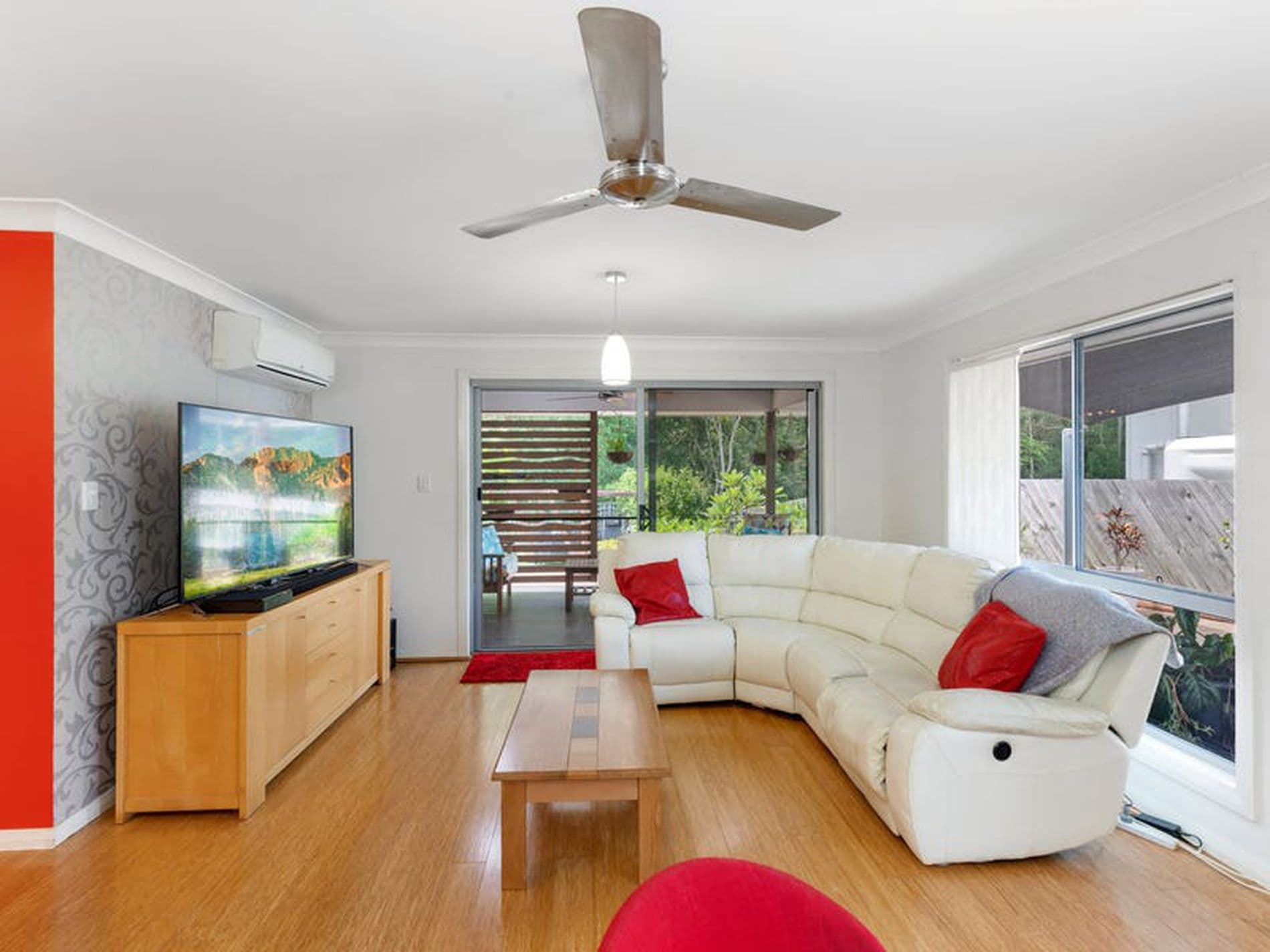 15 Elouera Close , Landsborough, Landsborough - Thumbnail 5