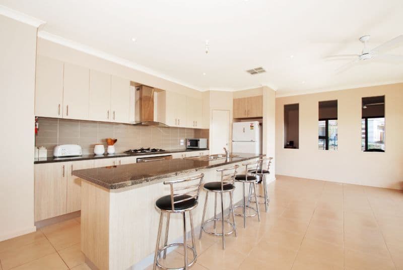 18 Lapis Chase, EPPING VIC 3076, Epping - Thumbnail 2