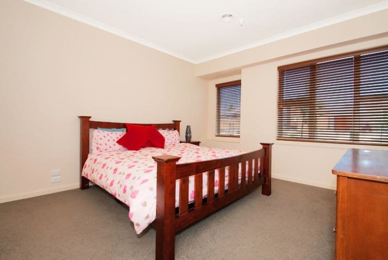 18 Lapis Chase, EPPING VIC 3076, Epping - Thumbnail 4