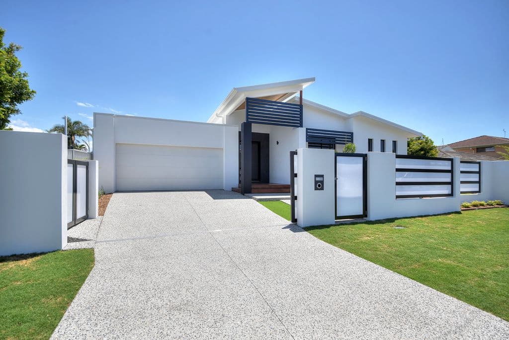 102 Stradbroke Street, Runaway Bay QLD 4216, Runaway Bay - Image 1