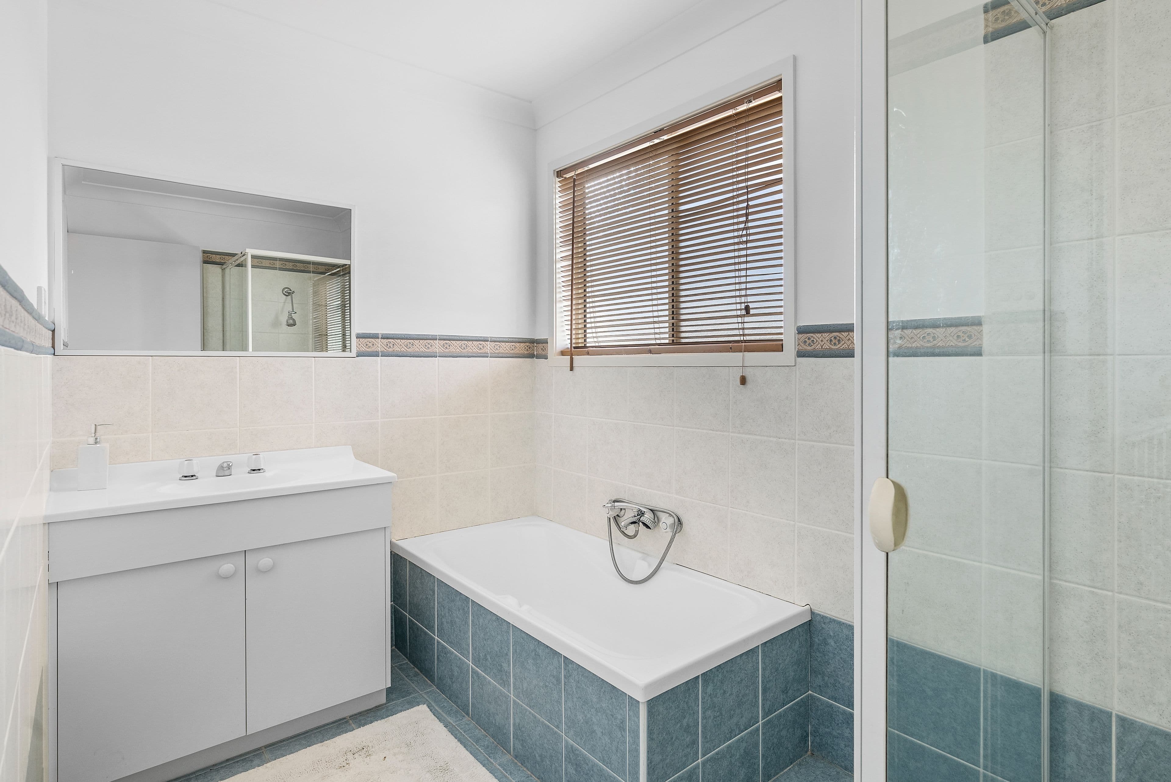 8 Barnwell Place, Cecil Hills NSW 2171, Cecil Hills - Thumbnail 8