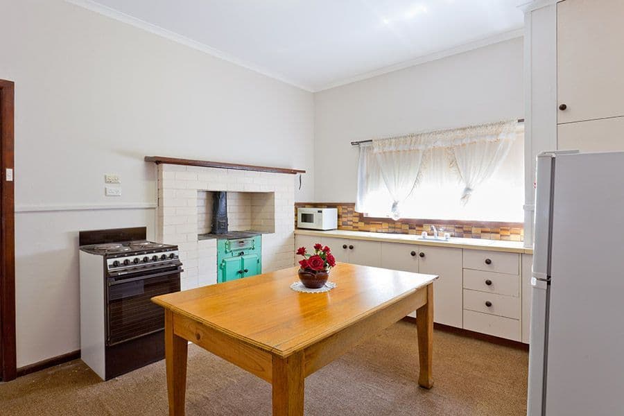 105 Thirteenth Street, MILDURA VIC 3500, Mildura - Thumbnail 2