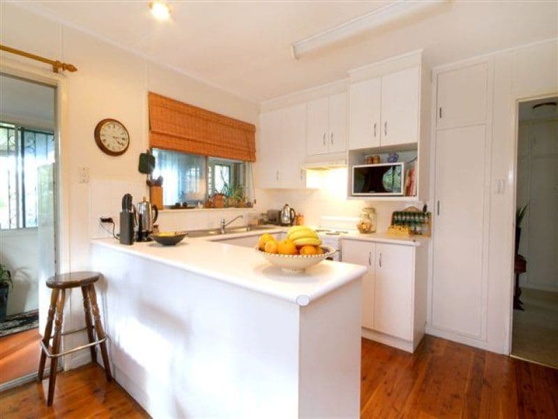 9 Ross Street, MOUNT LOFTY QLD 4350, Mount Lofty - Thumbnail 4