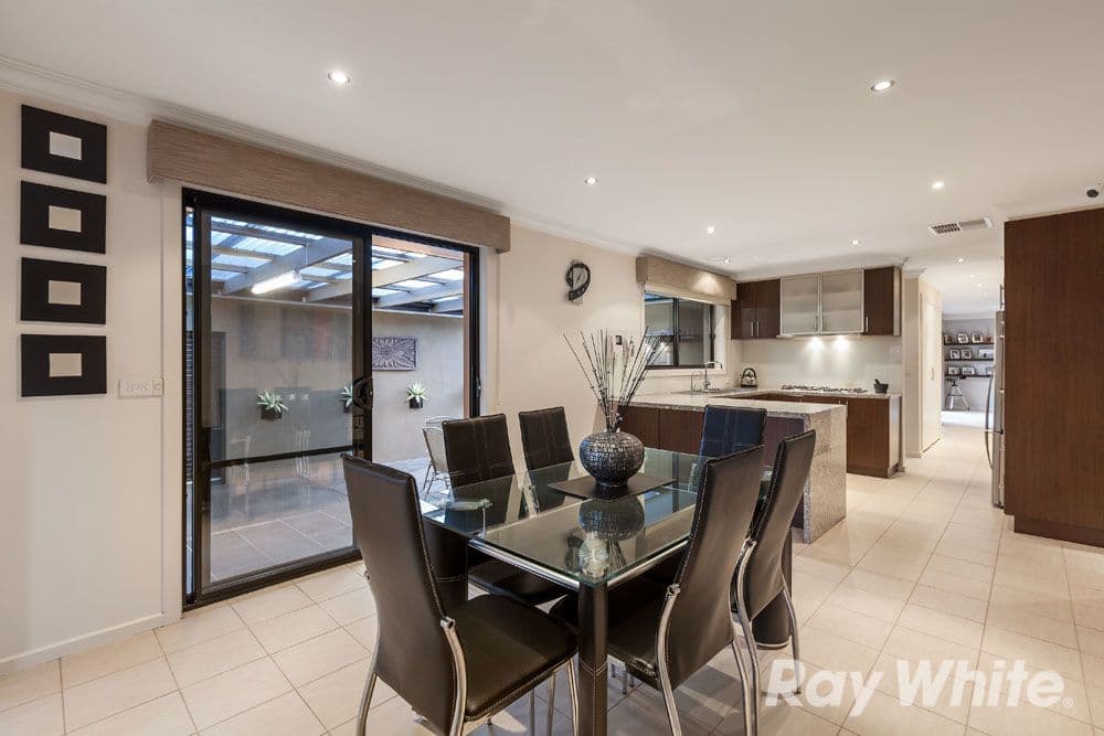 31 Coventry Crescent, Mill Park VIC 3082, Mill Park - Thumbnail 3