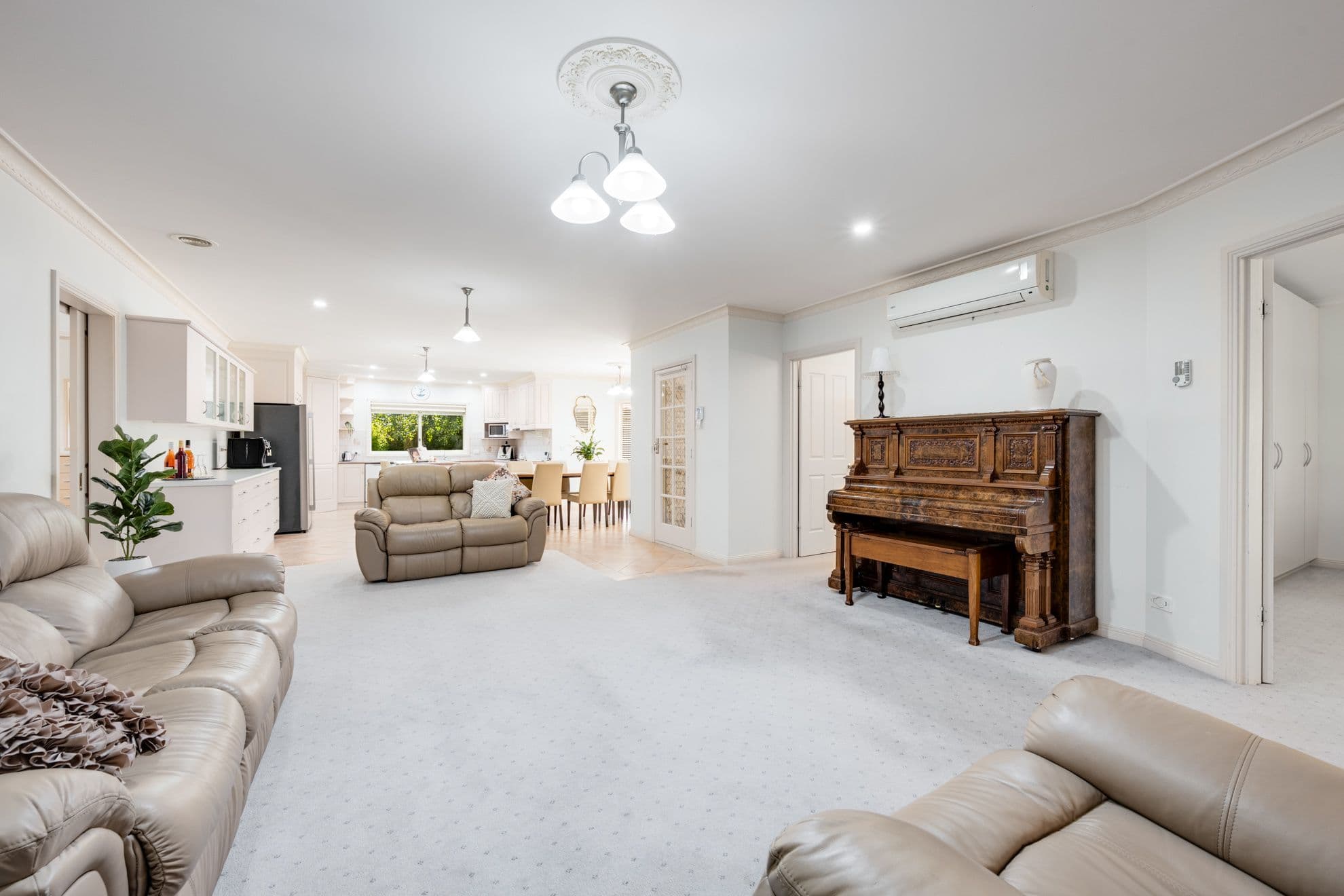 18 Raleigh Terrace, Mount Gambier SA 5290, Mount Gambier - Thumbnail 2
