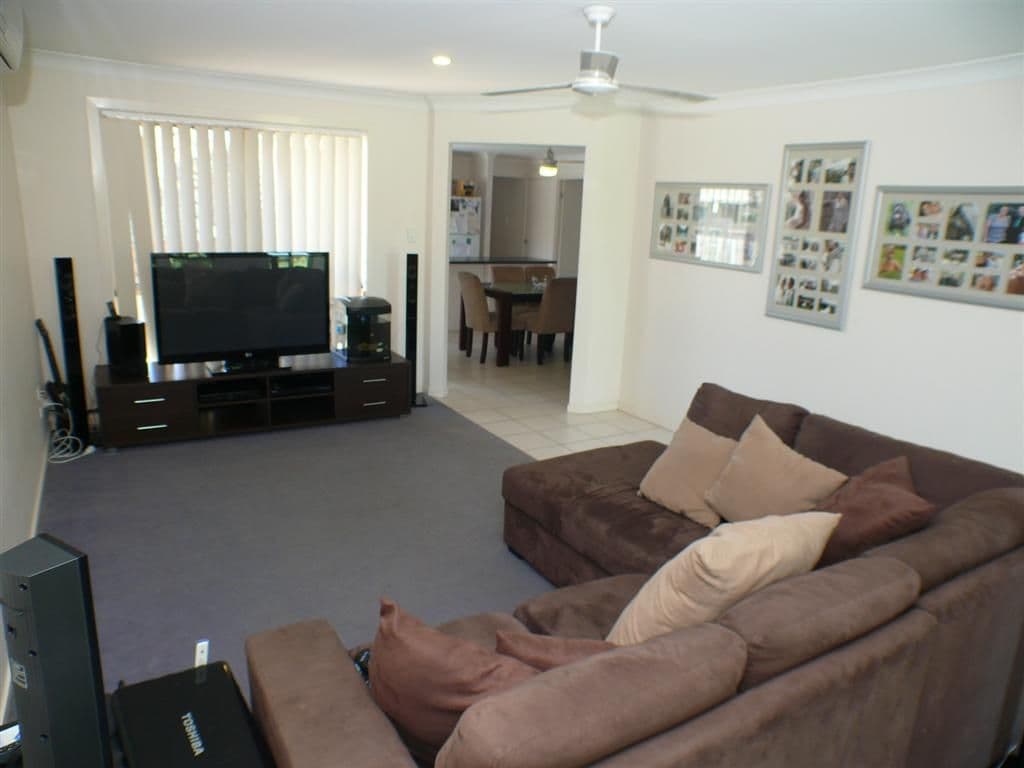 12 Lake Manchester Drive, LOGAN RESERVE QLD 4133, Logan Reserve - Thumbnail 4
