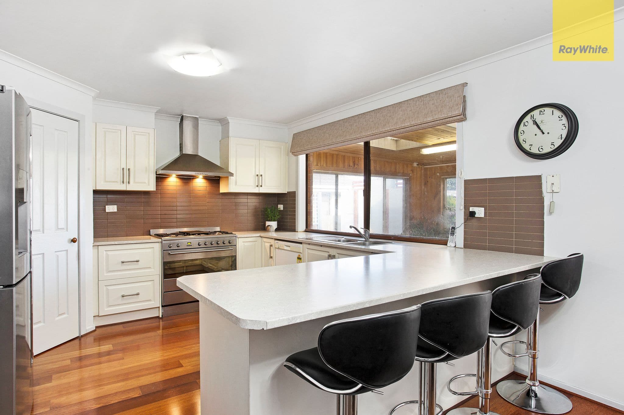 4 Diamond Court, Hillside VIC 3037, Hillside - Thumbnail 3